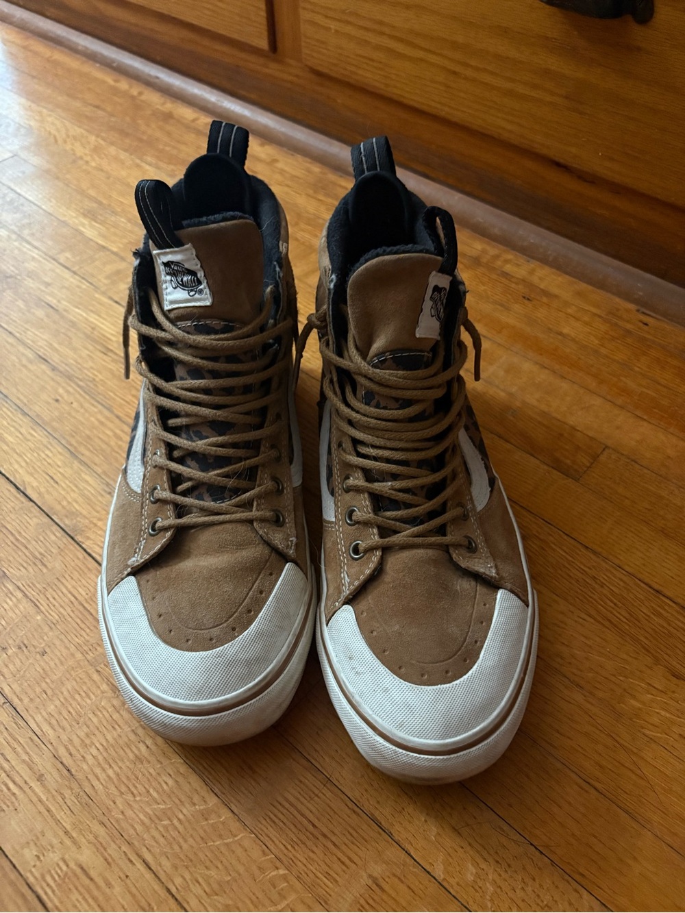Vans Women's High-Top Winter Boots in Brown and White or a men’s 9.5
